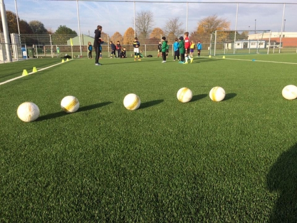 Herfstkamp Brakel - Voetbal - omnigames & aquafun - NIEUW (6j - 14j) 2026
