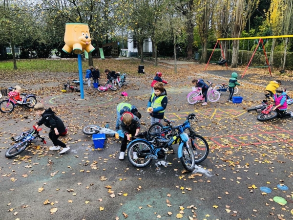Herfstkamp Melle - Kleine koershelden (Fietskamp) & speelse zwemactiviteiten - 2e/3e kleuter 2026